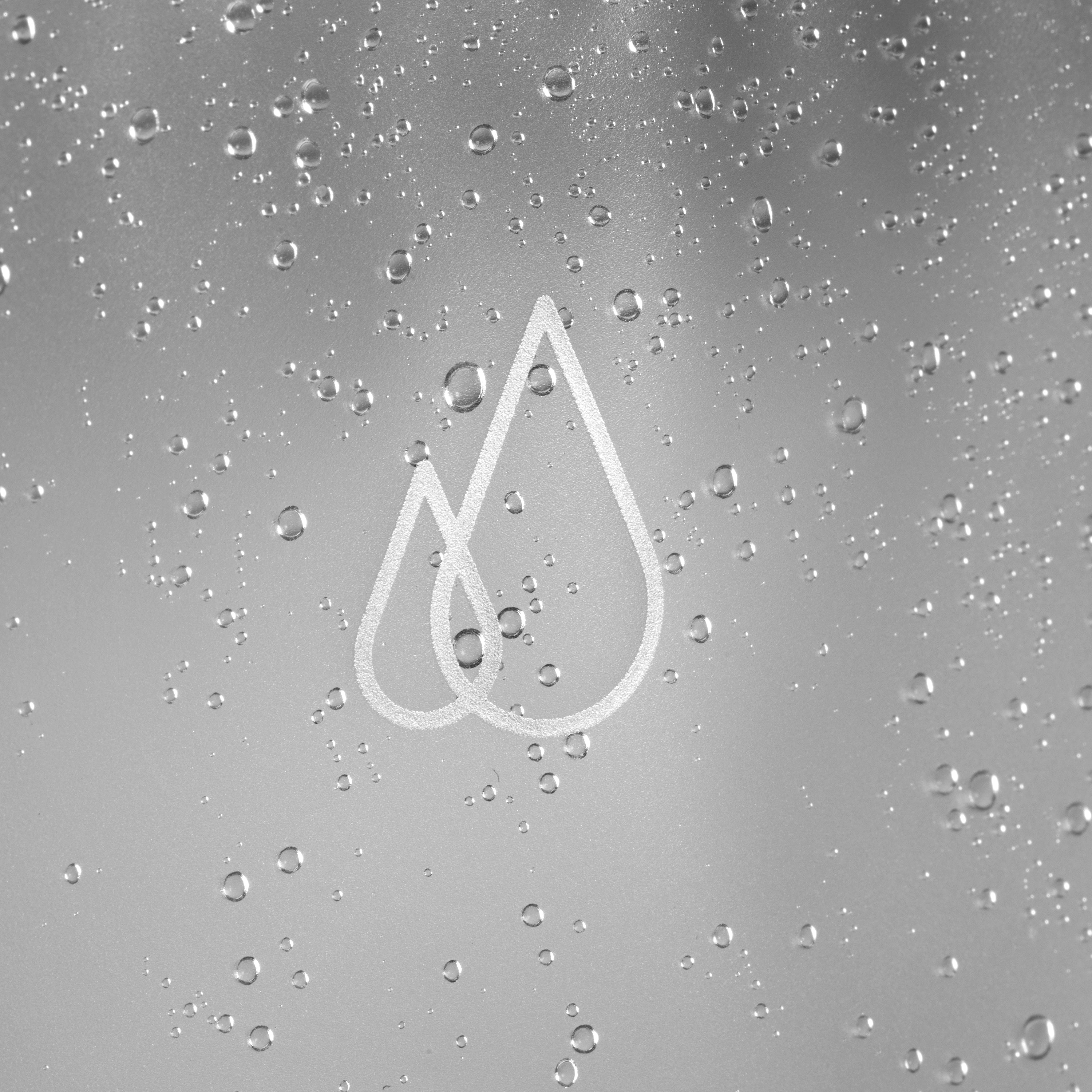 Polycarbonate alloy exterior