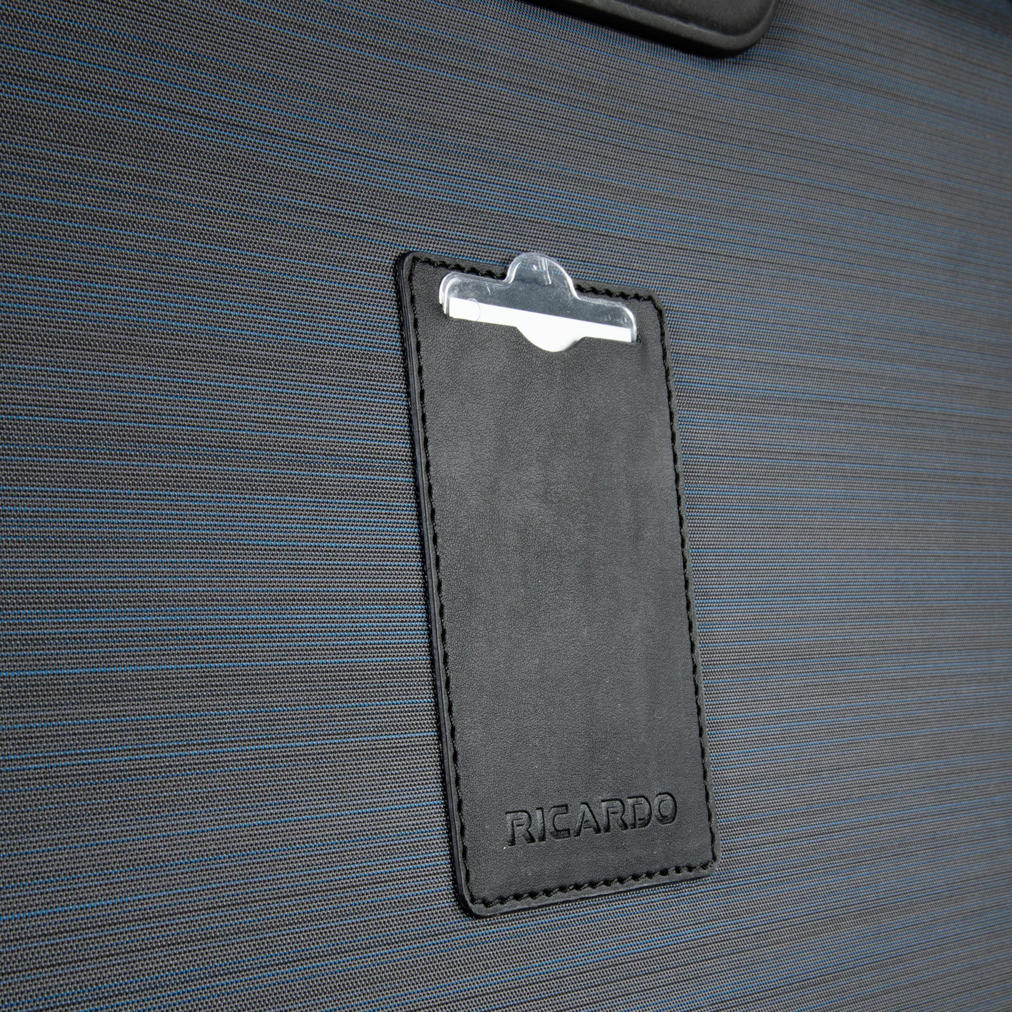 Discreet retracting ID holder